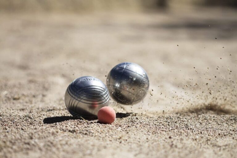 Campionati Francesi di Pétanque ad Ajaccio: La Gioventù Franciliana Trionfa, la Corsica Celebra un Successo Organizzativo